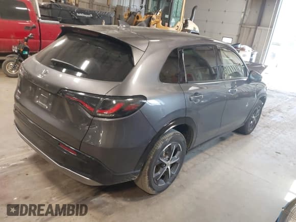 ✅ 2025 Honda HR-V EX-L • VIN: 3CZRZ2H70SM746971 • Lot: 42721424. Wystawiony na IAAI z przebiegiem 5 238 mil. Bezpłatny archiwum sprzedaży aukcyjnych z USA i szczegółowy raport historii pojazdu na DreamBid. Zdjęcie 4.