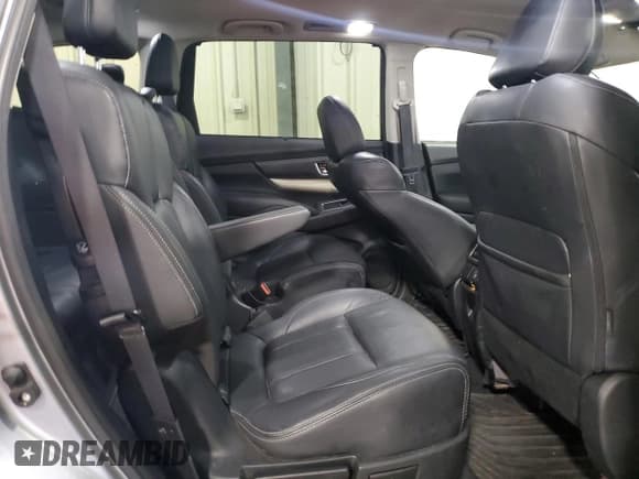 ✅ 2020 Subaru Ascent Limited • VIN: 4S4WMAMD2L3446943 • Lot: 67938945. Wystawiony na Copart z przebiegiem 86 931 mil. Bezpłatny archiwum sprzedaży aukcyjnych z USA i szczegółowy raport historii pojazdu na DreamBid. Zdjęcie 11.