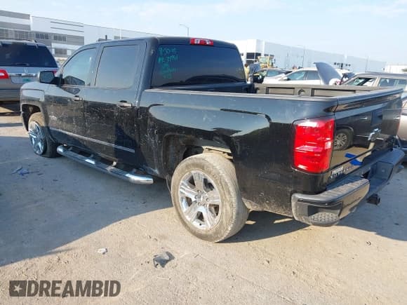 ✅ 2018 Chevrolet Silverado 1500 Custom • VIN: 3GCPCPEC1JG272944 • Lot: 43186784. Wystawiony na IAAI z przebiegiem 81 734 mil. Bezpłatny archiwum sprzedaży aukcyjnych z USA i szczegółowy raport historii pojazdu na DreamBid. Zdjęcie 3.