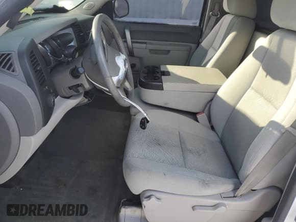 ✅ 2012 Chevrolet Silverado 1500 LT • VIN: 1GCNKSE0XCZ207385 • Lot: 41506415. Listed on Copart with 114,289 mi. Free auction sales archive from the USA and detailed vehicle history report at DreamBid. Image 7.