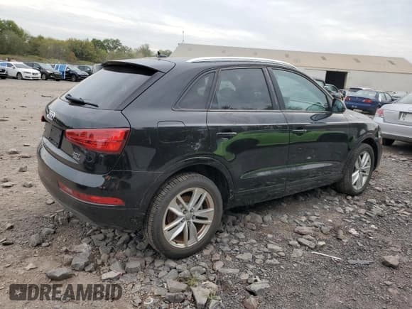 ✅ 2017 Audi Q3 Premium • VIN: WA1ECCFS5HR002349 • Lot: 84548405. Wystawiony na Copart z przebiegiem 75 844 mil. Bezpłatny archiwum sprzedaży aukcyjnych z USA i szczegółowy raport historii pojazdu na DreamBid. Zdjęcie 3.