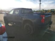 ✅ 2022 Chevrolet Silverado 1500 LT Trail Boss • VIN: 1GCPYFED9NZ202649 • Lot: 71401975. Wystawiony na Copart z przebiegiem 46 703 mil. Bezpłatny archiwum sprzedaży aukcyjnych z USA i szczegółowy raport historii pojazdu na DreamBid. Zdjęcie 2.