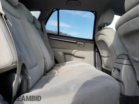 ✅ 2008 Hyundai Santa Fe SE • VIN: 5NMSH73E28H206482 • Lot: 88097875. Listed on Copart with 151,252 mi. Free auction sales archive from the USA and detailed vehicle history report at DreamBid. Image 11.