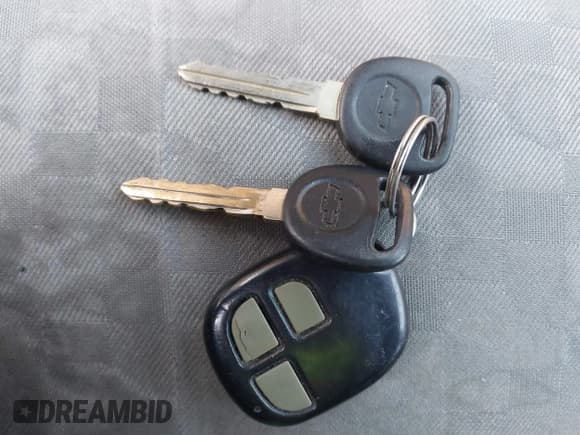 ✅ 2005 Chevrolet Equinox LT • VIN: 2CNDL63F956019426 • Лот: 41330777. Опубликован ранее на IAAI с пробегом 177 890 миль. Бесплатный доступ к архиву аукционных продаж из США и подробный отчёт об истории автомобиля на DreamBid. Изображение 11.