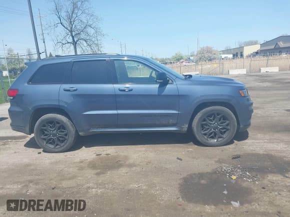 ✅ 2021 Jeep Grand Cherokee Limited • VIN: 1C4RJFBG2MC669487 • Lot: 42066881. Wystawiony na IAAI z przebiegiem 137 905 mil. Bezpłatny archiwum sprzedaży aukcyjnych z USA i szczegółowy raport historii pojazdu na DreamBid. Zdjęcie 13.