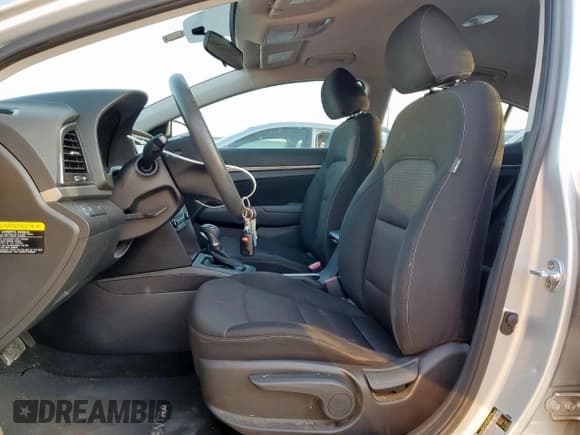 ✅ 2018 Hyundai Elantra SEL • VIN: 5NPD84LF0JH269847 • Lot: 71899565. Listed on Copart with 81,808 mi. Free auction sales archive from the USA and detailed vehicle history report at DreamBid. Image 7.