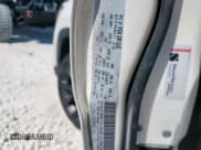 ✅ 2019 Jeep Compass Limited • VIN: 3C4NJCCB0KT692512 • Lot: 85340575. Listed on Copart with 62,172 mi. Free auction sales archive from the USA and detailed vehicle history report at DreamBid. Image 13.