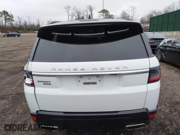 ✅ 2018 Land Rover Range Rover Sport HSE • VIN: SALWR2RK2JA697059 • Лот: 41131005. Опубликован ранее на IAAI с пробегом 44 254 миль. Бесплатный доступ к архиву аукционных продаж из США и подробный отчёт об истории автомобиля на DreamBid. Изображение 16.