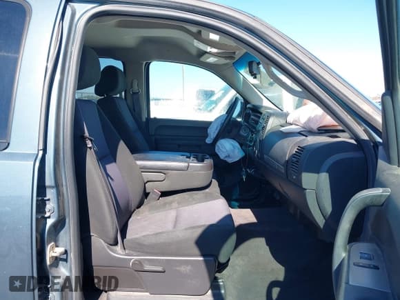 ✅ 2014 Chevrolet Silverado 2500HD LT • VIN: 1GC1KXC88EF178218 • Lot: 43633469. Listed on IAAI with 237,381 mi. Free auction sales archive from the USA and detailed vehicle history report at DreamBid. Image 5.