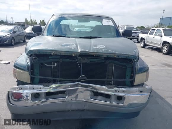 ✅ 2001 Dodge 1500 • VIN: 3B7HC13Z61G758822 • Lot: 42736366. Listed on IAAI with 114,934 mi. Free auction sales archive from the USA and detailed vehicle history report at DreamBid. Image 13.