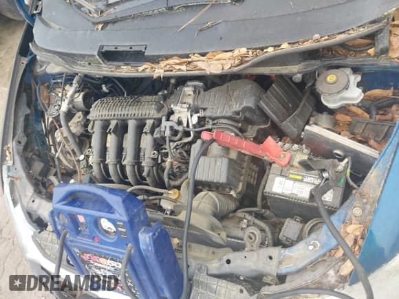 ✅ 2014 Honda Insight EX • VIN: JHMZE2H76ES000326 • Lot: 41921419. Wystawiony na IAAI z przebiegiem 161 078 mil. Bezpłatny archiwum sprzedaży aukcyjnych z USA i szczegółowy raport historii pojazdu na DreamBid. Zdjęcie 10.