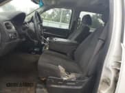 ✅ 2008 Chevrolet Suburban 3LT • VIN: 1GNFC16J98J220502 • Lot: 70514685. Listed on Copart with 195,528 mi. Free auction sales archive from the USA and detailed vehicle history report at DreamBid. Image 7.