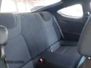 ✅ 2016 Hyundai Genesis Coupe 3.8L Base • VIN: KMHHT6KJ1GU131195 • Lot: 42620870. Wystawiony na IAAI z przebiegiem 69 792 mil. Bezpłatny archiwum sprzedaży aukcyjnych z USA i szczegółowy raport historii pojazdu na DreamBid. Zdjęcie 8.