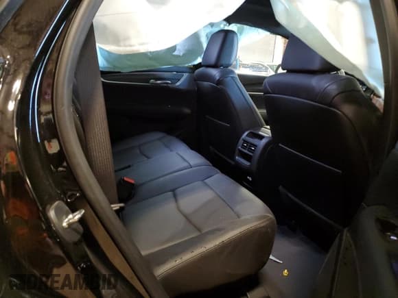 ✅ 2023 Cadillac XT5 AWD Sport • VIN: 1GYKNGRS7PZ180875 • Lot: 49100675. Wystawiony na Copart z przebiegiem 14 947 mil. Bezpłatny archiwum sprzedaży aukcyjnych z USA i szczegółowy raport historii pojazdu na DreamBid. Zdjęcie 11.