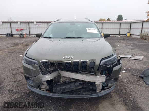 ✅ 2019 Jeep Cherokee Latitude • VIN: 1C4PJMCB0KD214188 • Lot: 40873528. Listed on IAAI with 90,207 mi. Free auction sales archive from the USA and detailed vehicle history report at DreamBid. Image 13.