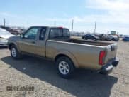 ✅ 2002 Nissan Frontier XE • VIN: 1N6DD26S92C338957 • Lot: 42478523. Wystawiony na IAAI z przebiegiem 242 920 mil. Bezpłatny archiwum sprzedaży aukcyjnych z USA i szczegółowy raport historii pojazdu na DreamBid. Zdjęcie 3.