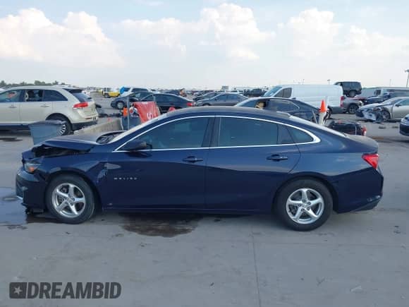 2017 Chevrolet Malibu LS с VIN 1G1ZB5ST1HF175851, выставлен на аукционе IAAI как лот 43211369 с пробегом 102 642 миль миль и . История ставок и продаж доступна на DreamBid. Изображение 14.