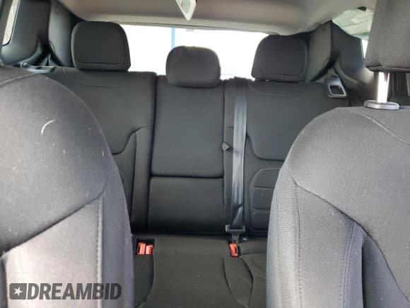 ✅ 2020 Jeep Renegade Altitude • VIN: ZACNJBBB9LPL71795 • Lot: 67937575. Listed on Copart with 83,035 mi. Free auction sales archive from the USA and detailed vehicle history report at DreamBid. Image 10.