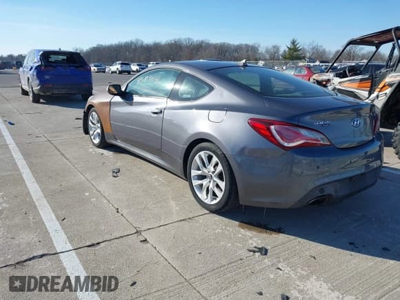 ✅ 2013 Hyundai Genesis Coupe R-Spec • VIN: KMHHU6KJ3DU108753 • Lot: 41383041. Wystawiony na IAAI z przebiegiem 114 474 mil. Bezpłatny archiwum sprzedaży aukcyjnych z USA i szczegółowy raport historii pojazdu na DreamBid. Zdjęcie 3.