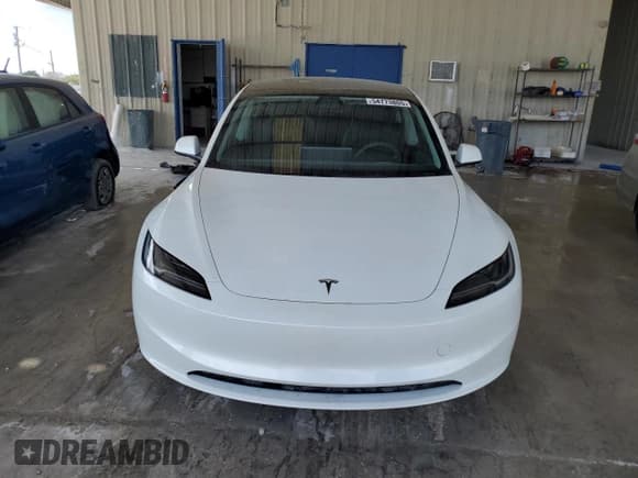✅ 2024 Tesla Model 3 • VIN: 5YJ3E1EA0RF743987 • Lot: 54773805. Wystawiony na Copart z przebiegiem 7 725 mil. Bezpłatny archiwum sprzedaży aukcyjnych z USA i szczegółowy raport historii pojazdu na DreamBid. Zdjęcie 5.