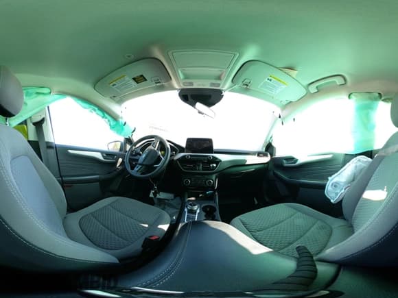 ✅ 2022 Ford Escape SE • VIN: 1FMCU9G63NUA65601 • Lot: 43060001. Wystawiony na IAAI z przebiegiem 62 985 mil. Bezpłatny archiwum sprzedaży aukcyjnych z USA i szczegółowy raport historii pojazdu na DreamBid. Zdjęcie 18.