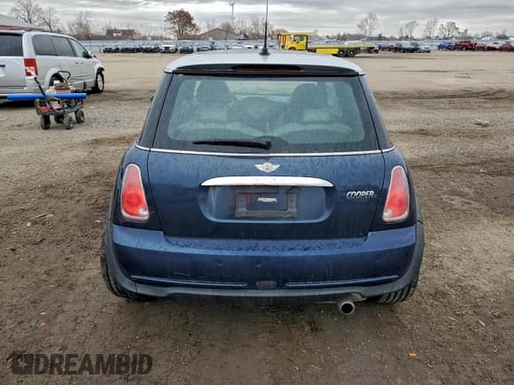 ✅ 2006 MINI Hardtop • VIN: WMWRC33516TK65019 • Lot: 93891585. Listed on Copart with 240,287 mi. Free auction sales archive from the USA and detailed vehicle history report at DreamBid. Image 6.