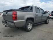 ✅ 2008 Chevrolet Avalanche 2LT • VIN: 3GNEC12J18G299666 • Lot: 87299215. Wystawiony na Copart z przebiegiem 125 189 mil. Bezpłatny archiwum sprzedaży aukcyjnych z USA i szczegółowy raport historii pojazdu na DreamBid. Zdjęcie 3.
