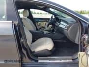 ✅ 2012 Mercedes-Benz CLS 550 • VIN: WDDLJ9BB4CA021354 • Lot: 42496235. Wystawiony na IAAI z przebiegiem 27 872 mil. Bezpłatny archiwum sprzedaży aukcyjnych z USA i szczegółowy raport historii pojazdu na DreamBid. Zdjęcie 5.