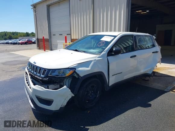 ✅ 2018 Jeep Compass Sport • VIN: 3C4NJCAB9JT151685 • Lot: 43142236. Listed on IAAI with 140,428 mi. Free auction sales archive from the USA and detailed vehicle history report at DreamBid. Image 22.