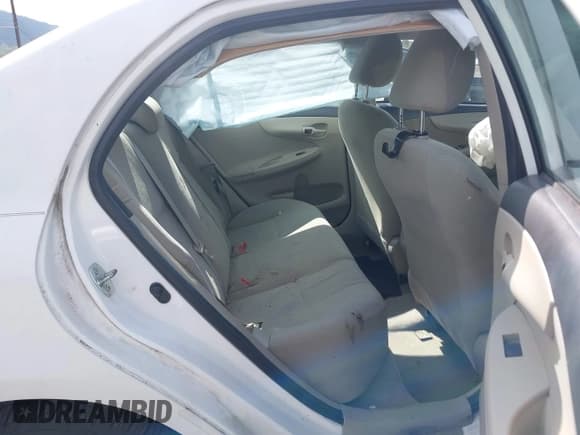 ✅ 2013 Toyota Corolla L • VIN: 2T1BU4EE1DC096564 • Lot: 43152652. Wystawiony na IAAI z przebiegiem 147 659 mil. Bezpłatny archiwum sprzedaży aukcyjnych z USA i szczegółowy raport historii pojazdu na DreamBid. Zdjęcie 8.