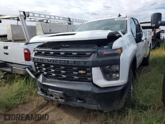 ✅ 2023 Chevrolet Silverado 2500HD • VIN: 1GB5YLE73PF180513 • Lot: 86586845. Wystawiony na Copart z przebiegiem 70 899 mil. Bezpłatny archiwum sprzedaży aukcyjnych z USA i szczegółowy raport historii pojazdu na DreamBid. Zdjęcie 1.