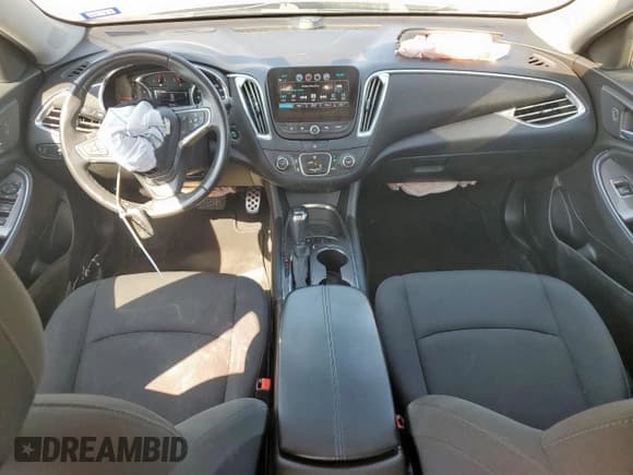 ✅ 2017 Chevrolet Malibu LT • VIN: 1G1ZE5ST8HF127822 • Lot: 81393135. Listed on Copart with 85,113 mi. Free auction sales archive from the USA and detailed vehicle history report at DreamBid. Image 8.