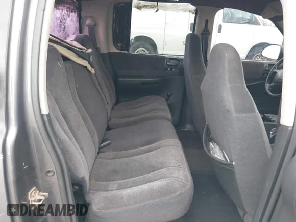 ✅ 2004 Dodge Dakota Sport • VIN: 1D7HL38K34S757492 • Lot: 43385454. Wystawiony na IAAI z przebiegiem Nie podano. Bezpłatny archiwum sprzedaży aukcyjnych z USA i szczegółowy raport historii pojazdu na DreamBid. Zdjęcie 8.