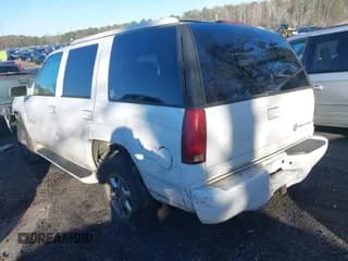 ✅ 2000 Cadillac Escalade • VIN: 1GYEK63R2YR230105 • Lot: 41575390. Listed on IAAI with 258,152 mi. Free auction sales archive from the USA and detailed vehicle history report at DreamBid. Image 3.