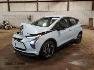 ✅ 2023 Chevrolet Bolt EV 2LT • VIN: 1G1FX6S08P4166803 • Lot: 77439124. Wystawiony na Copart z przebiegiem 16 415 mil. Bezpłatny archiwum sprzedaży aukcyjnych z USA i szczegółowy raport historii pojazdu na DreamBid. Zdjęcie 1.