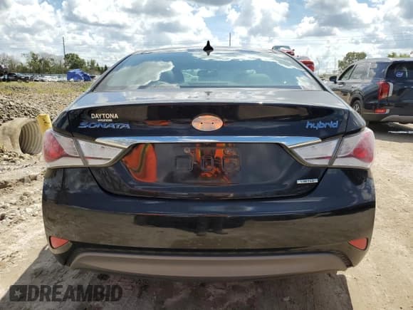 ✅ 2014 Hyundai Sonata • VIN: KMHEC4A43EA108826 • Lot: 73895144. Listed on Copart with Not provided. Free auction sales archive from the USA and detailed vehicle history report at DreamBid. Image 6.