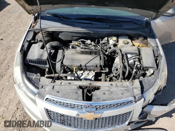 2011 Chevrolet Cruze LS+ 1SB с VIN 1G1PA5SH6B7259588, выставлен на аукционе Copart как лот 80150115 с пробегом 180 952 миль миль и Списание • Salvage title. История ставок и продаж доступна на DreamBid. Изображение 11.