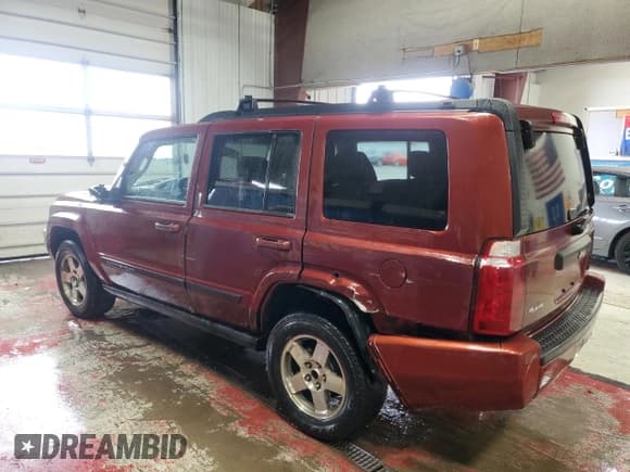✅ 2008 Jeep Commander Sport • VIN: 1J8HG48K98C172381 • Лот: 87205685. Опубликован ранее на Copart с пробегом 191 907 миль. Бесплатный доступ к архиву аукционных продаж из США и подробный отчёт об истории автомобиля на DreamBid. Изображение 2.