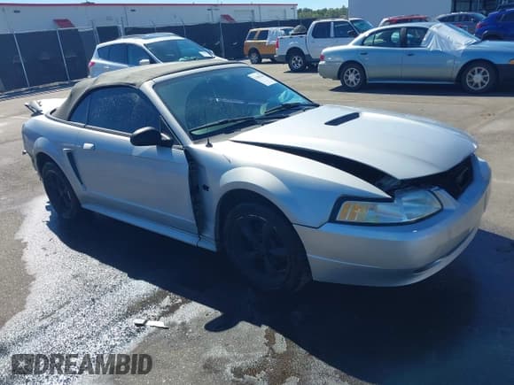 ✅ 2000 Ford Mustang GT • VIN: 1FAFP45X4YF255056 • Lot: 43489188. Wystawiony na IAAI z przebiegiem 161 267 mil. Bezpłatny archiwum sprzedaży aukcyjnych z USA i szczegółowy raport historii pojazdu na DreamBid. Zdjęcie 1.