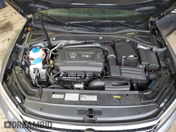 ✅ 2017 Volkswagen Passat SEL Premium • VIN: 1VWCT7A31HC020979 • Lot: 89916015. Wystawiony na Copart z przebiegiem 115 744 mil. Bezpłatny archiwum sprzedaży aukcyjnych z USA i szczegółowy raport historii pojazdu na DreamBid. Zdjęcie 11.