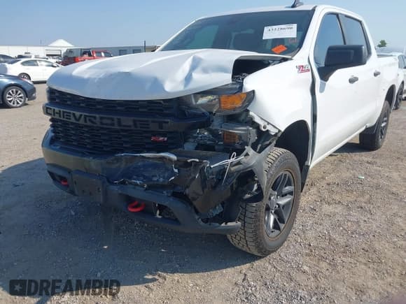 ✅ 2021 Chevrolet Silverado 1500 Custom Trail Boss • VIN: 3GCPYCEF8MG351780 • Lot: 43228690. Wystawiony na IAAI z przebiegiem 80 281 mil. Bezpłatny archiwum sprzedaży aukcyjnych z USA i szczegółowy raport historii pojazdu na DreamBid. Zdjęcie 6.