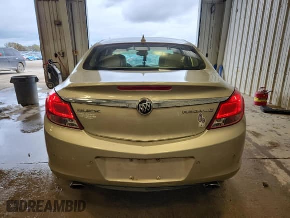 ✅ 2013 Buick Regal Turbo Premium 1 • VIN: 2G4GS5EVXD9184123 • Lot: 87445785. Listed on Copart with 187,907 mi. Free auction sales archive from the USA and detailed vehicle history report at DreamBid. Image 6.