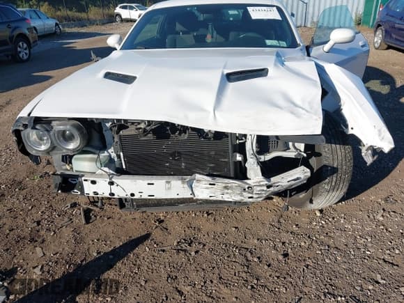 ✅ 2018 Dodge Challenger R/T • VIN: 2C3CDZBT3JH294394 • Lot: 43434247. Wystawiony na IAAI z przebiegiem 103 997 mil. Bezpłatny archiwum sprzedaży aukcyjnych z USA i szczegółowy raport historii pojazdu na DreamBid. Zdjęcie 6.