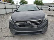 ✅ 2015 Hyundai Sonata Sport • VIN: 5NPE34AB2FH252901 • Lot: 56576315. Wystawiony na Copart z przebiegiem 109 064 mil. Bezpłatny archiwum sprzedaży aukcyjnych z USA i szczegółowy raport historii pojazdu na DreamBid. Zdjęcie 5.