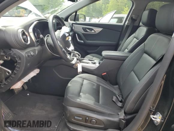 ✅ 2024 Chevrolet Blazer LT • VIN: 3GNKBJRS6RS199484 • Lot: 56480945. Listed on Copart with 9,255 mi. Free auction sales archive from the USA and detailed vehicle history report at DreamBid. Image 7.