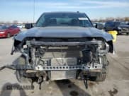 ✅ 2022 GMC Sierra 1500 • VIN: 1GTR9AEK3NZ159174 • Lot: 87674255. Wystawiony na Copart z przebiegiem 50 980 mil. Bezpłatny archiwum sprzedaży aukcyjnych z USA i szczegółowy raport historii pojazdu na DreamBid. Zdjęcie 5.