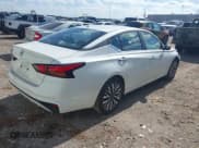 ✅ 2025 Nissan Altima SV • VIN: 1N4BL4DV8SN338206 • Lot: 43637772. Listed on IAAI with 29,467 mi. Free auction sales archive from the USA and detailed vehicle history report at DreamBid. Image 4.