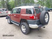 ✅ 2008 Toyota FJ Cruiser • VIN: JTEBU11FX80107134 • Lot: 42962112. Wystawiony na IAAI z przebiegiem Nie podano. Bezpłatny archiwum sprzedaży aukcyjnych z USA i szczegółowy raport historii pojazdu na DreamBid. Zdjęcie 3.