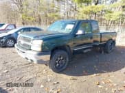 ✅ 2004 Chevrolet Silverado 1500 LS • VIN: 2GCEK19V541104448 • Lot: 43770775. Wystawiony na IAAI z przebiegiem 134 749 mil. Bezpłatny archiwum sprzedaży aukcyjnych z USA i szczegółowy raport historii pojazdu na DreamBid. Zdjęcie 2.