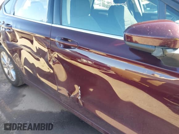 ✅ 2017 Ford Fusion SE • VIN: 3FA6P0H78HR368483 • Lot: 42279314. Listed on IAAI with 68,363 mi. Free auction sales archive from the USA and detailed vehicle history report at DreamBid. Image 18.